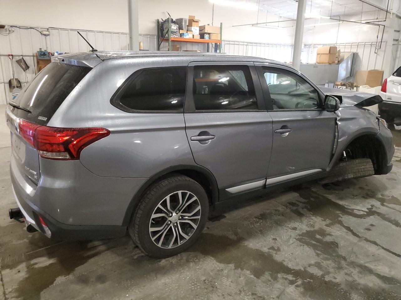 2016 MITSUBISHI outlander