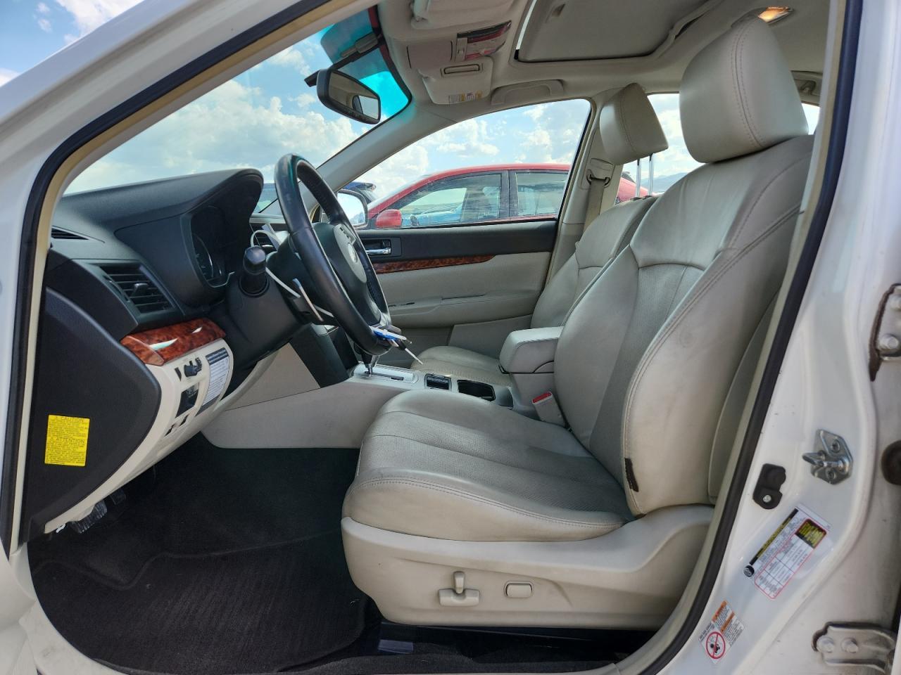 2012 SUBARU Legacy