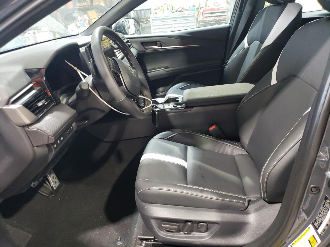 2025 TOYOTA CAMRY
