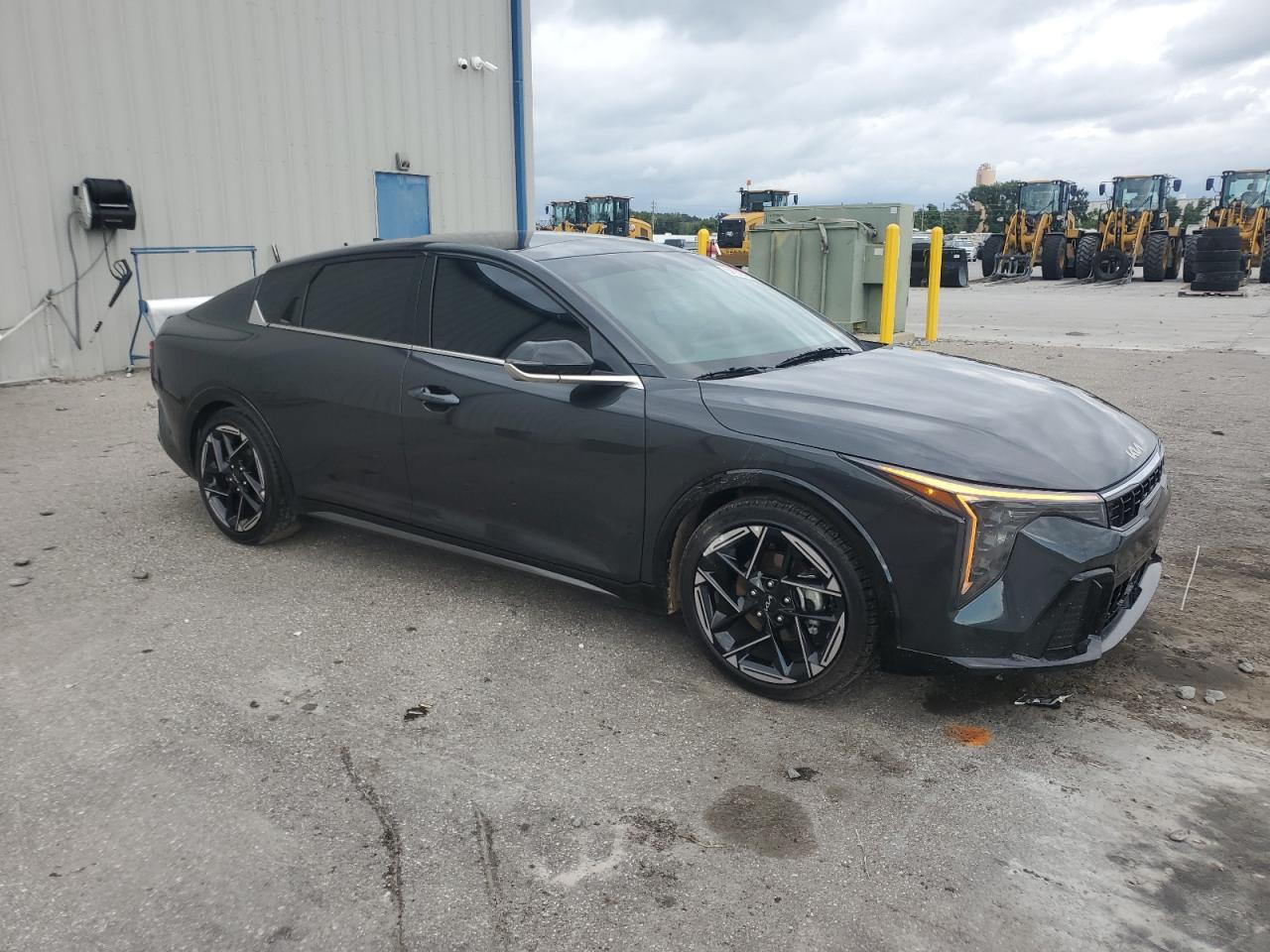 2025 KIA K4