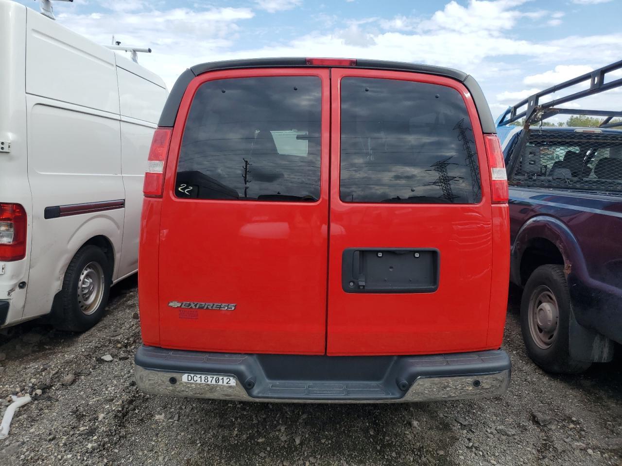 2018 CHEVROLET Express 3500