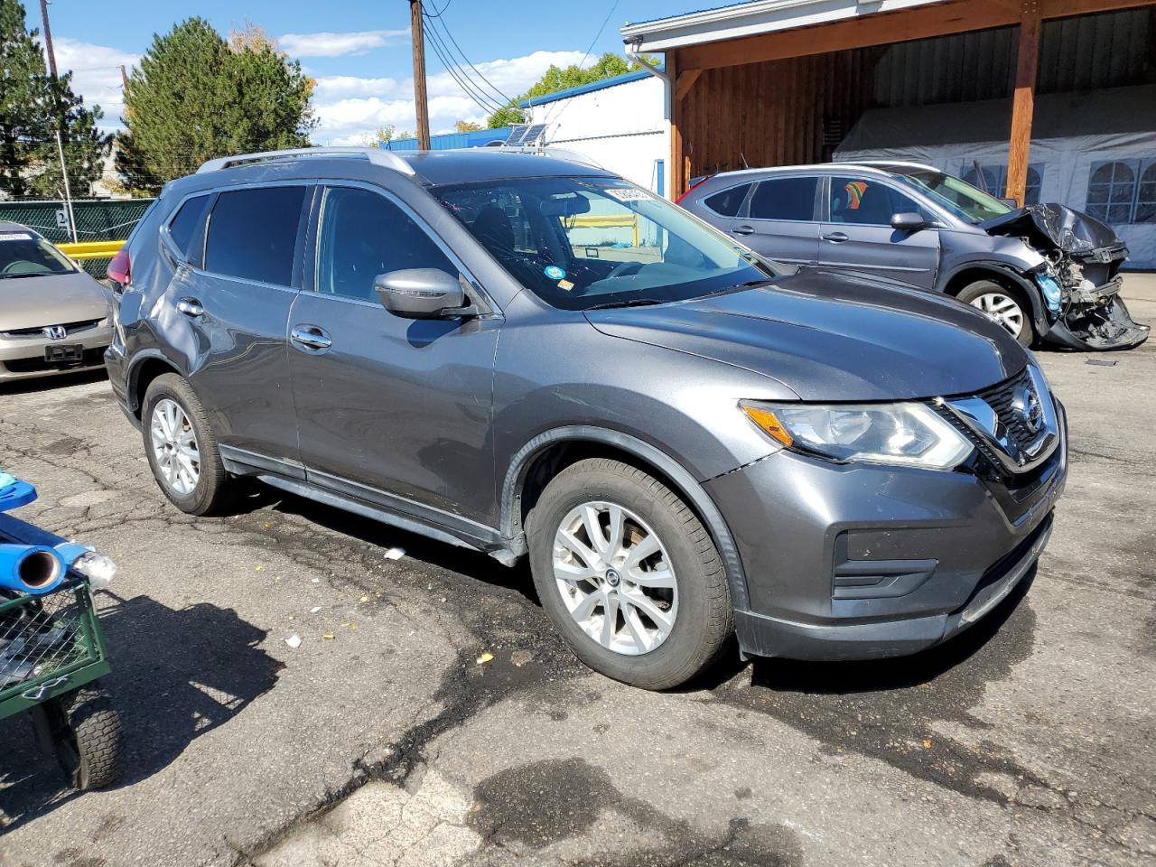2017 NISSAN ROGUE