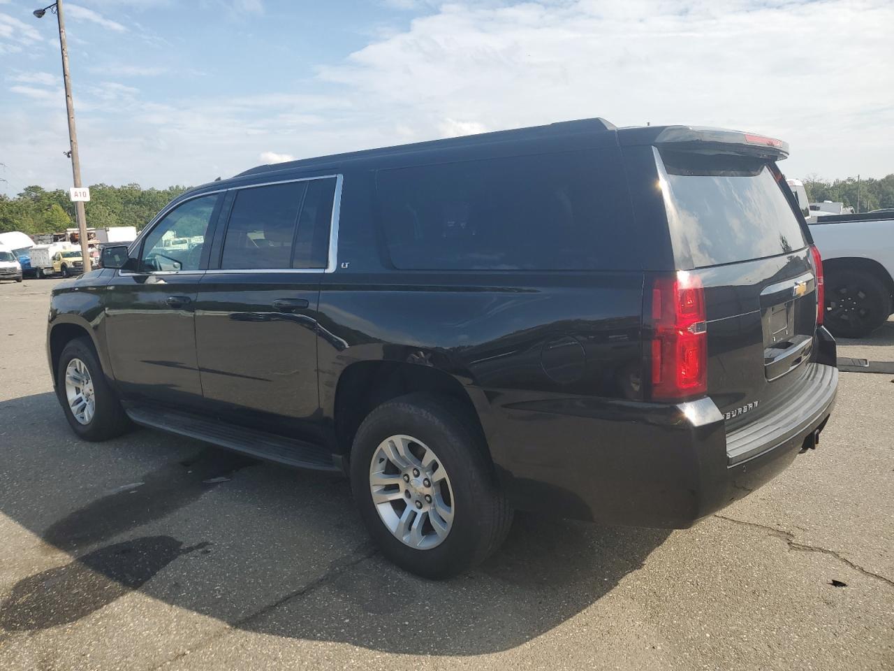 2018 CHEVROLET Suburban