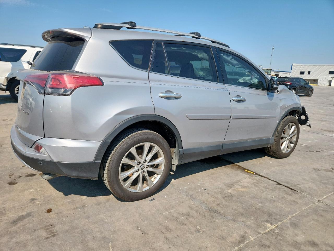 2016 TOYOTA RAV4