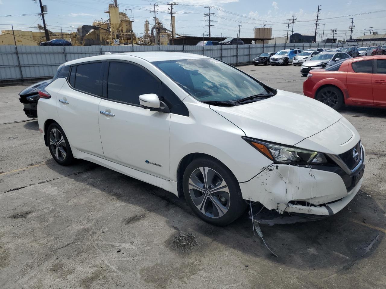 2018 NISSAN LEAF