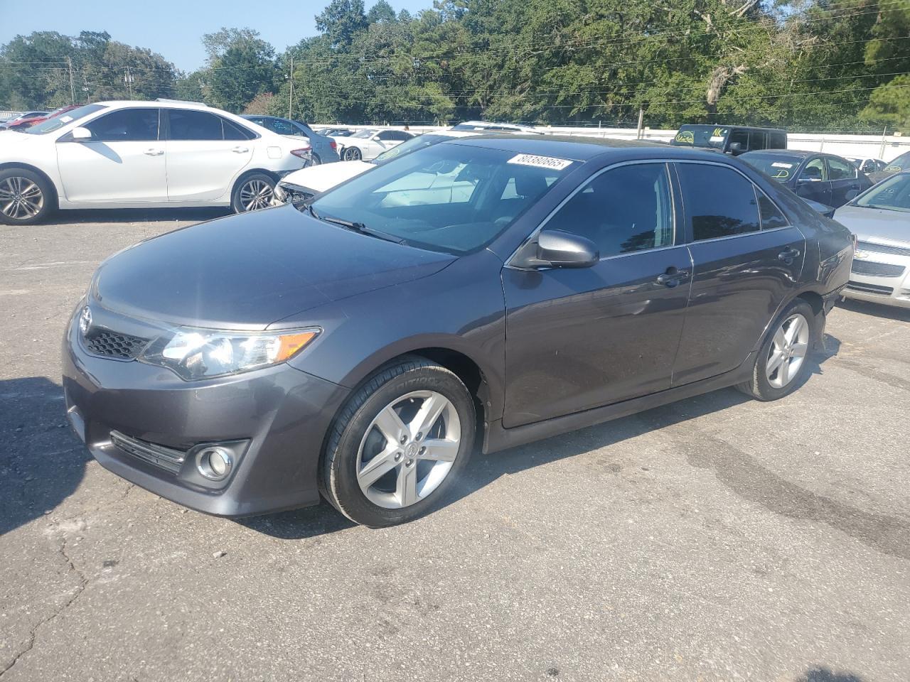 2014 TOYOTA CAMRY