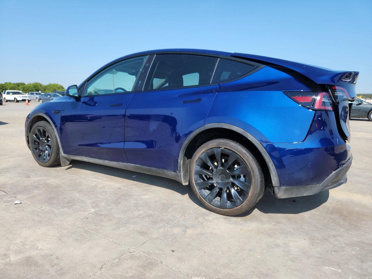 2024 TESLA MODEL Y