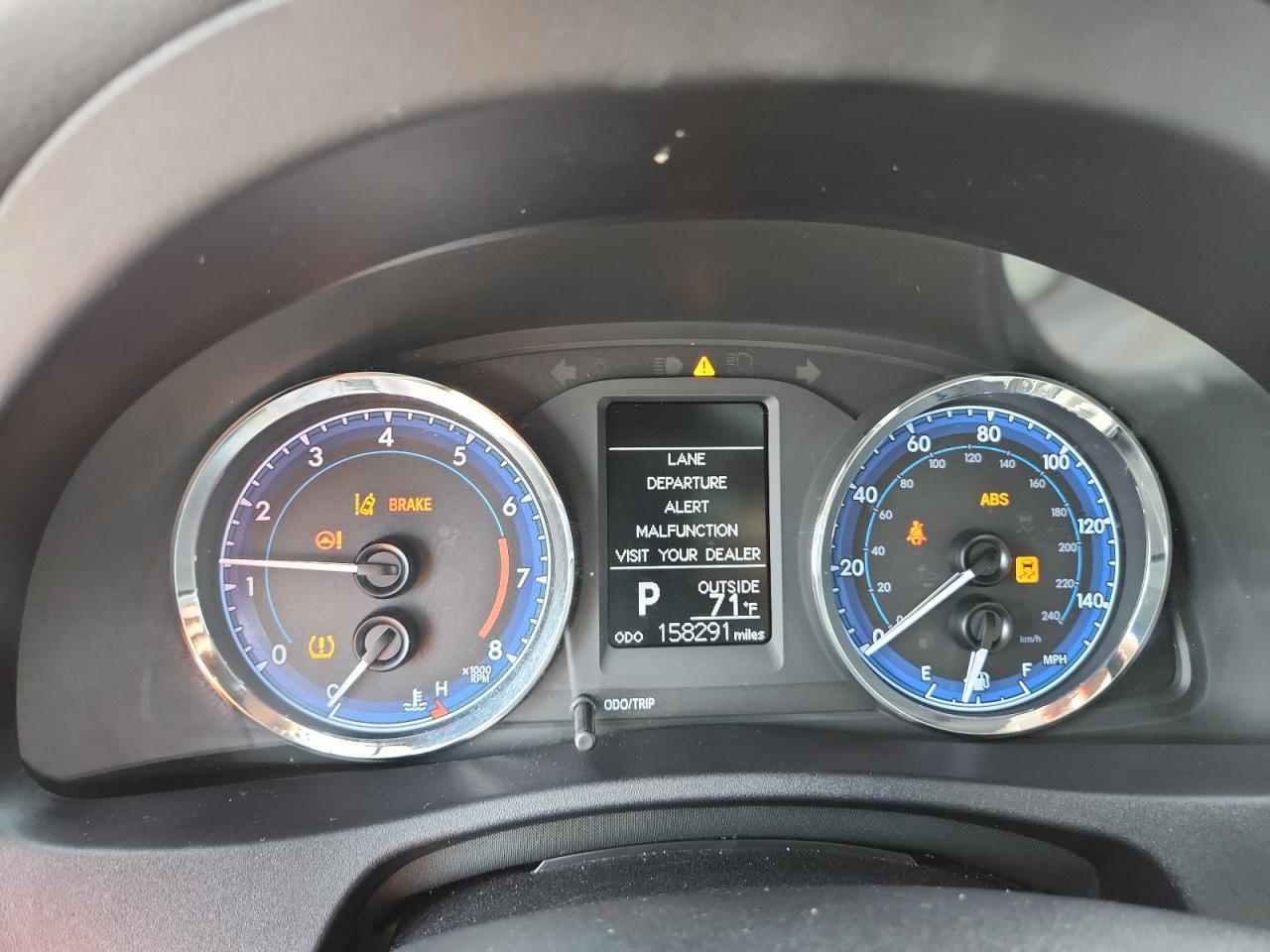 2018 TOYOTA COROLLA
