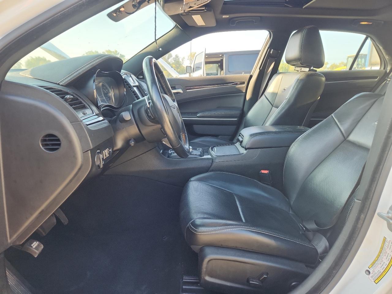 2022 CHRYSLER 300