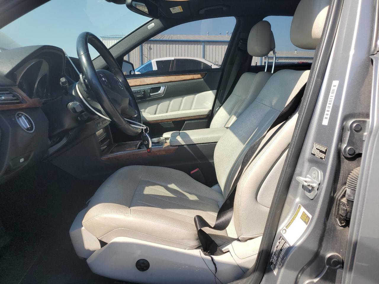 2012 MERCEDES-BENZ E-Class