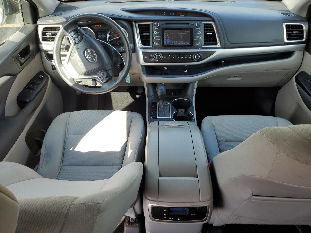 2015 TOYOTA HIGHLANDER