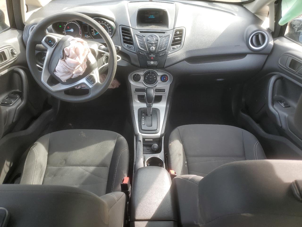 2017 FORD Fiesta