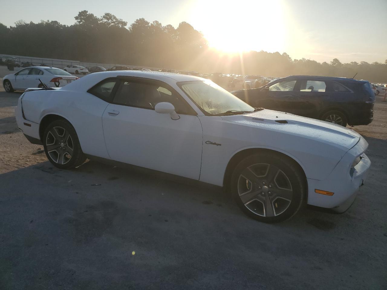 2012 DODGE Challenger