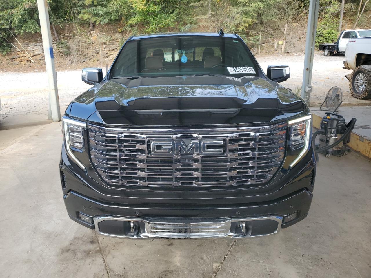 2025 GMC Sierra