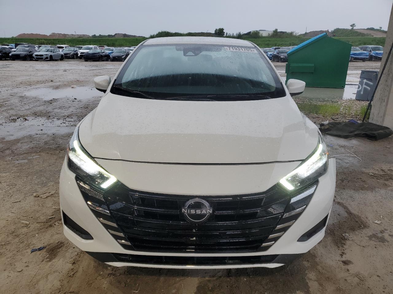 2025 NISSAN VERSA