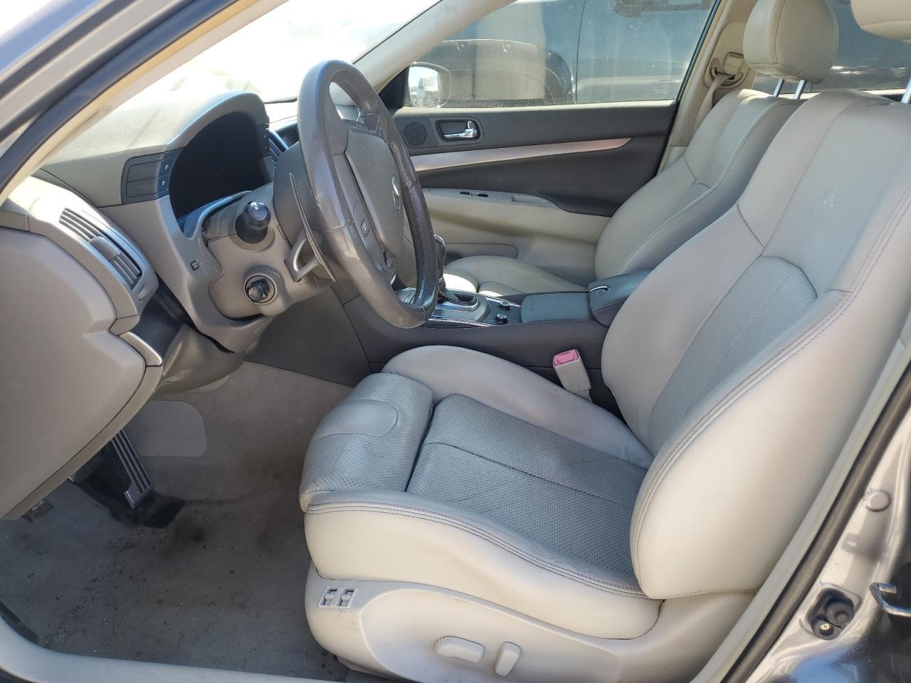 2012 INFINITI G37