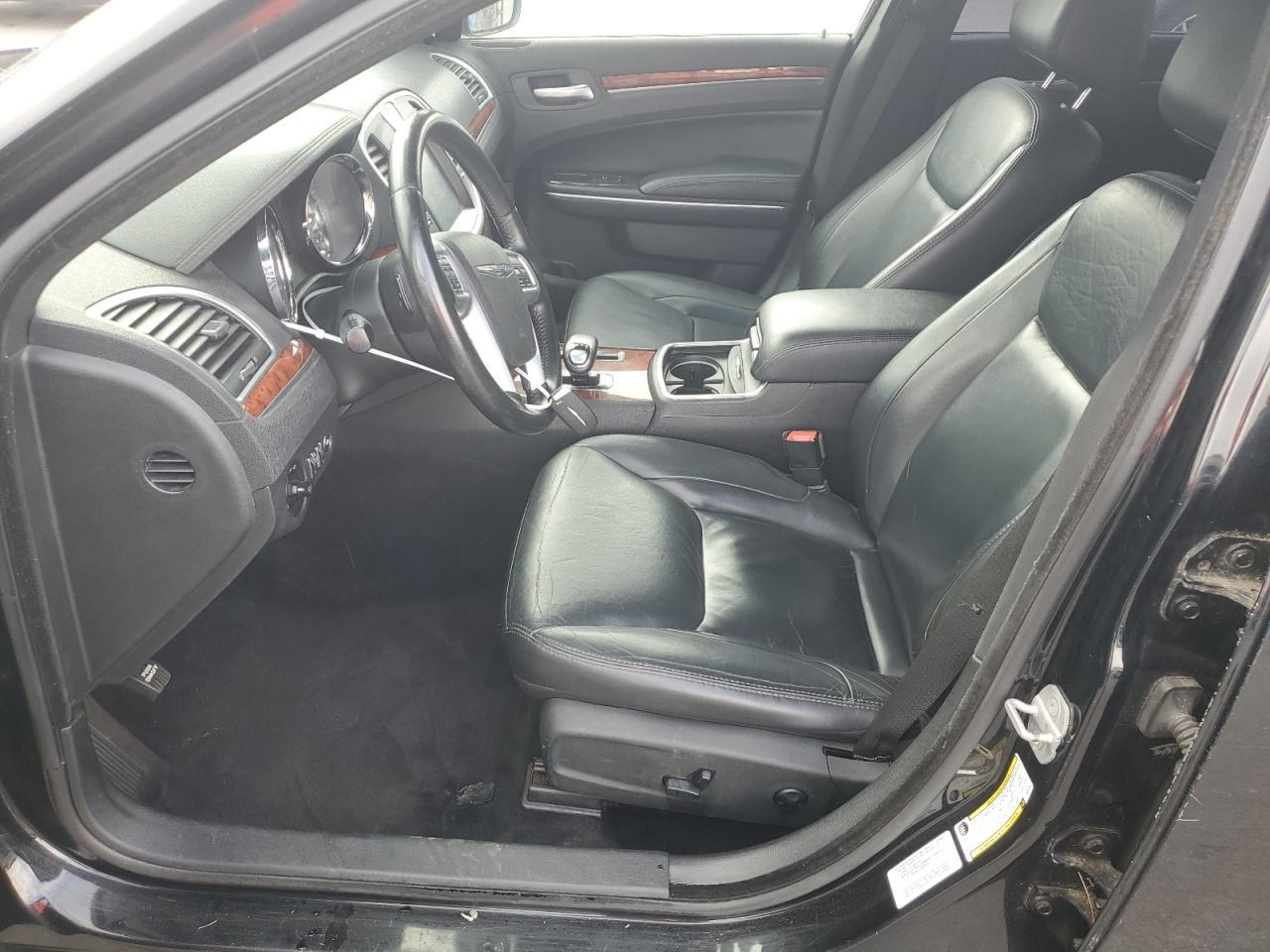 2013 CHRYSLER 300