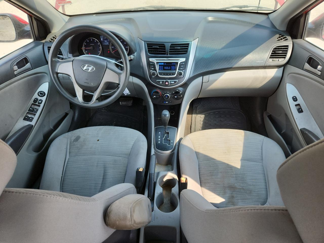 2015 HYUNDAI ACCENT