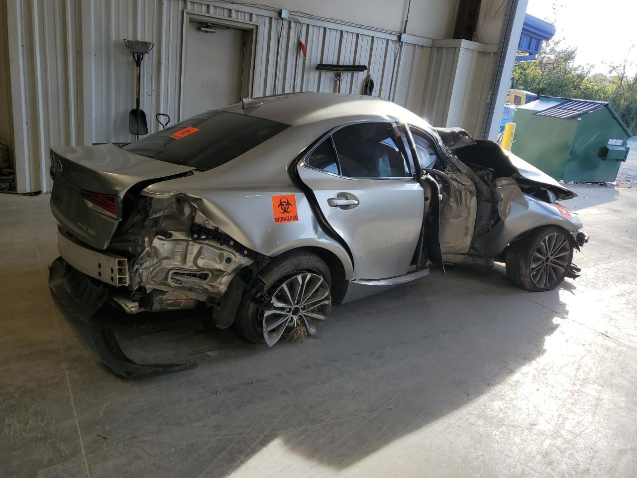 2019 LEXUS Is