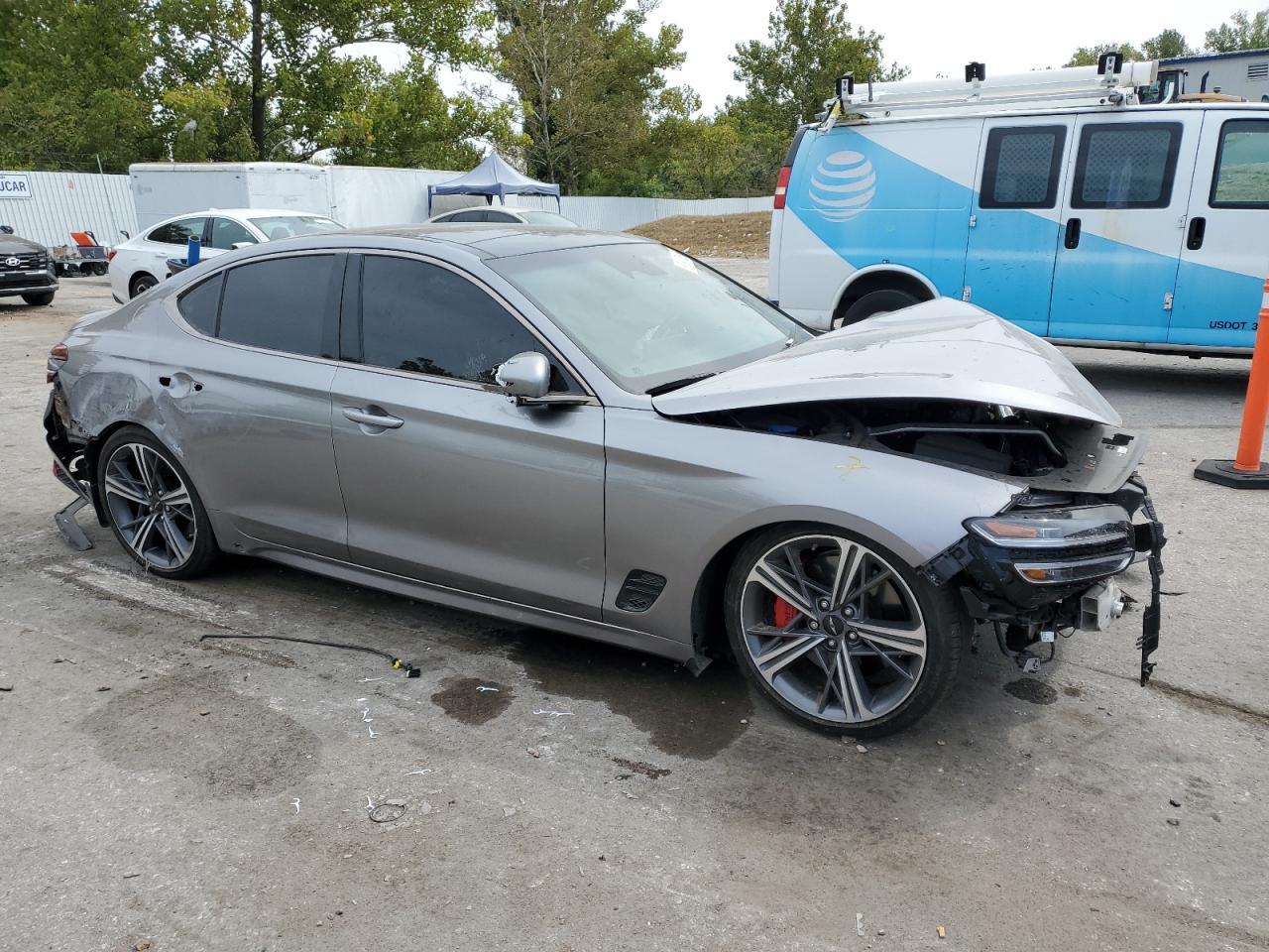2025 GENESIS G70