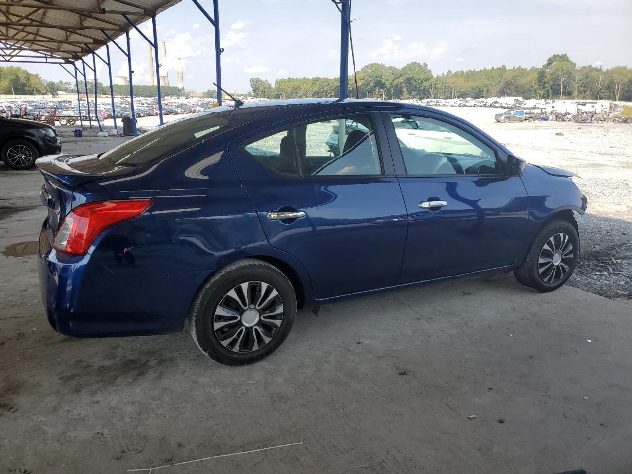 2018 NISSAN VERSA