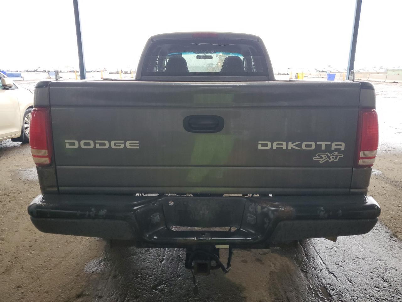 2004 DODGE Dakota