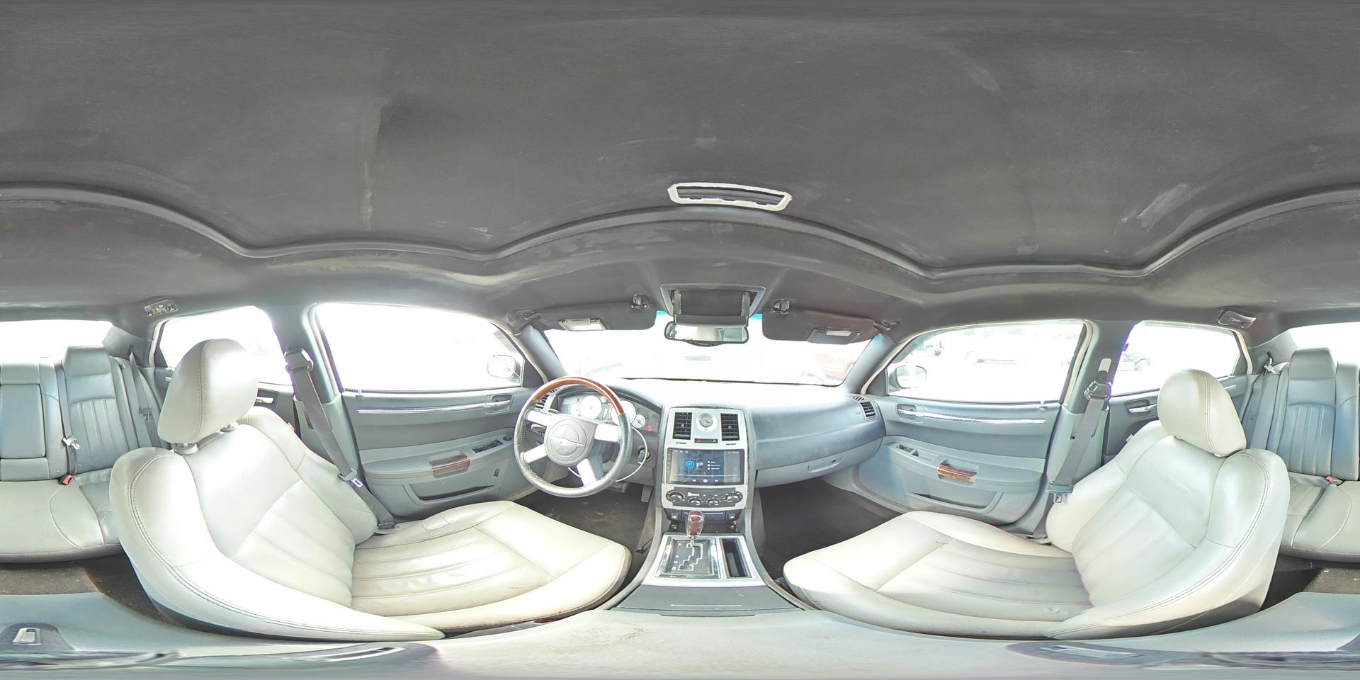2005 CHRYSLER 300