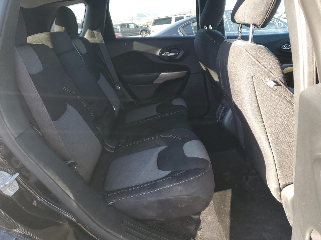 2018 JEEP CHEROKEE