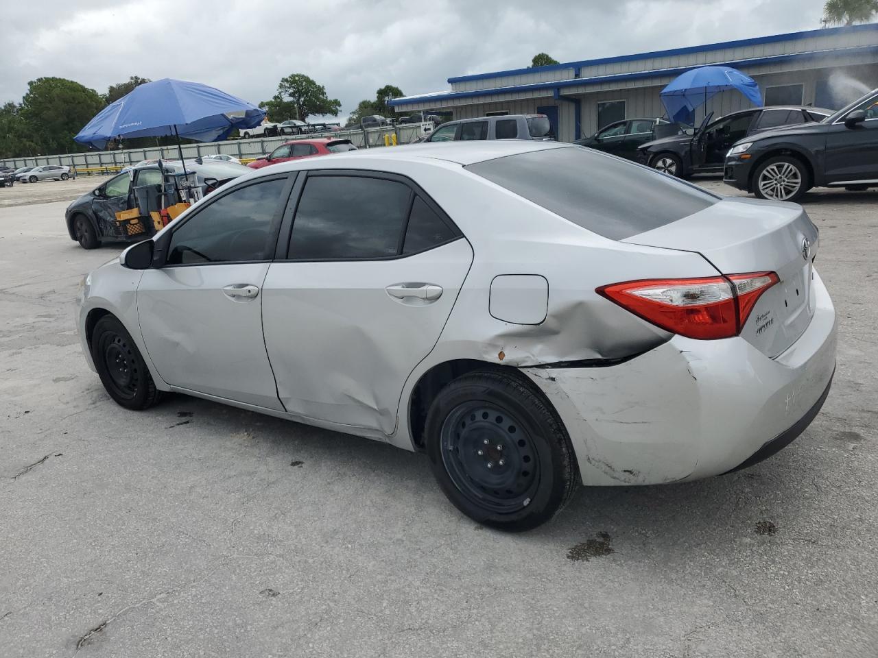 2015 TOYOTA COROLLA