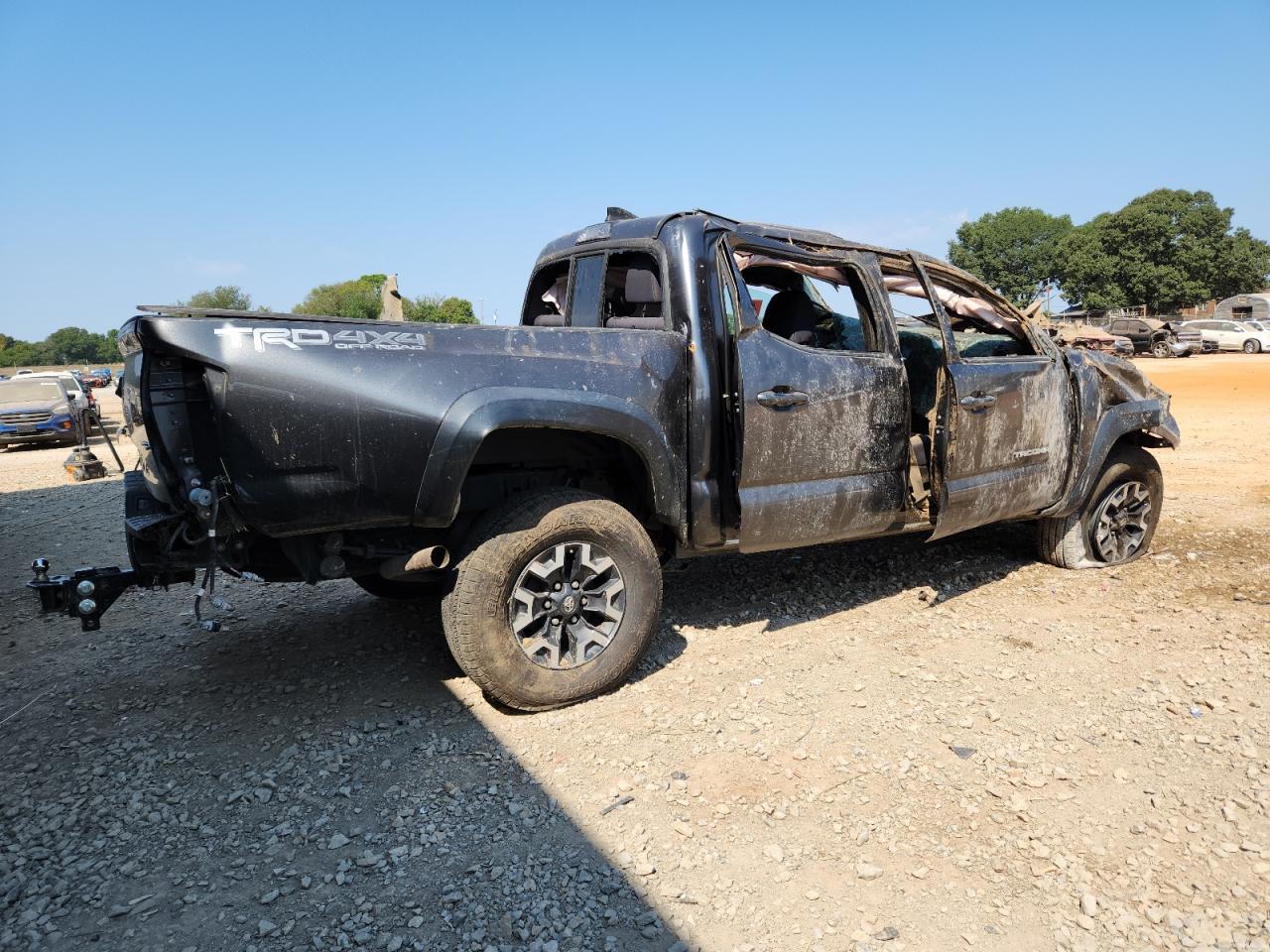 2016 TOYOTA TACOMA