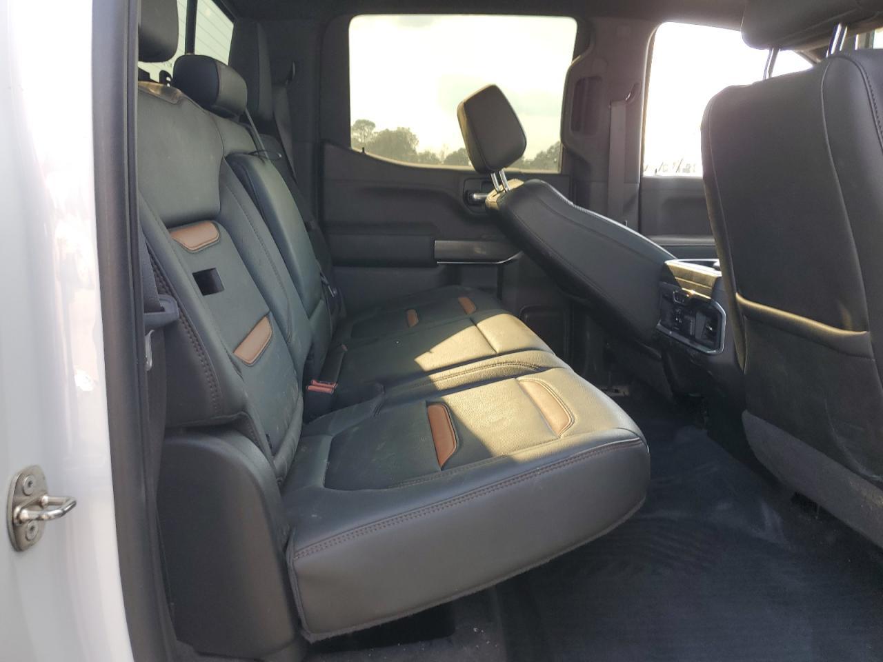 2020 GMC Sierra