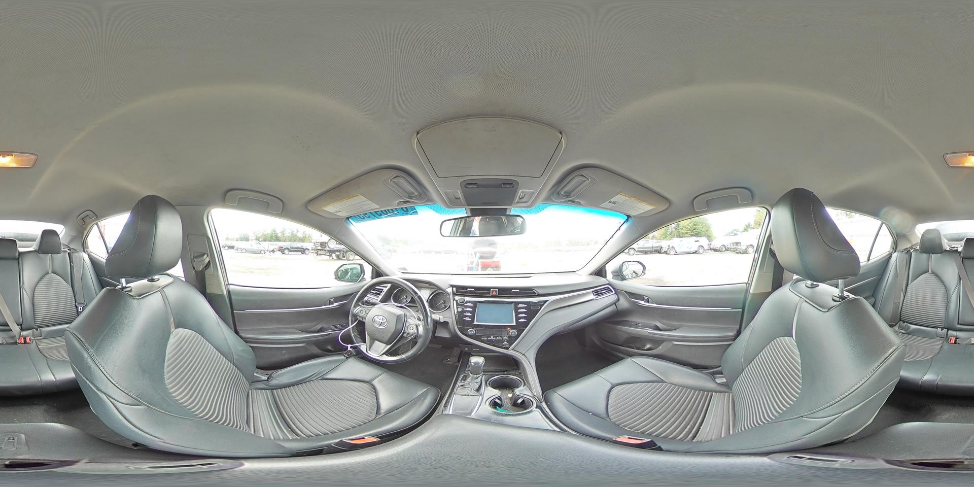 2018 TOYOTA CAMRY