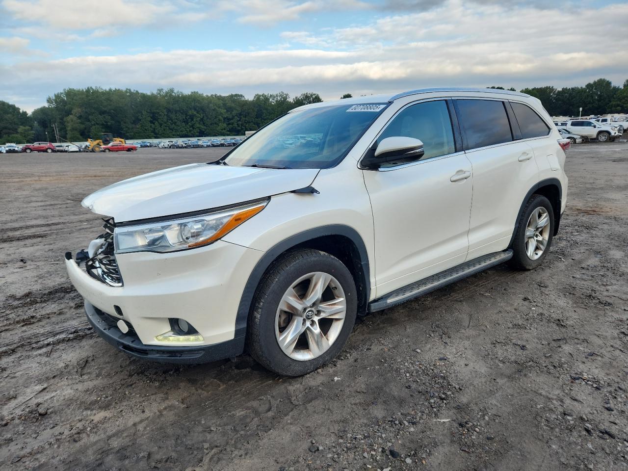 2016 TOYOTA HIGHLANDER