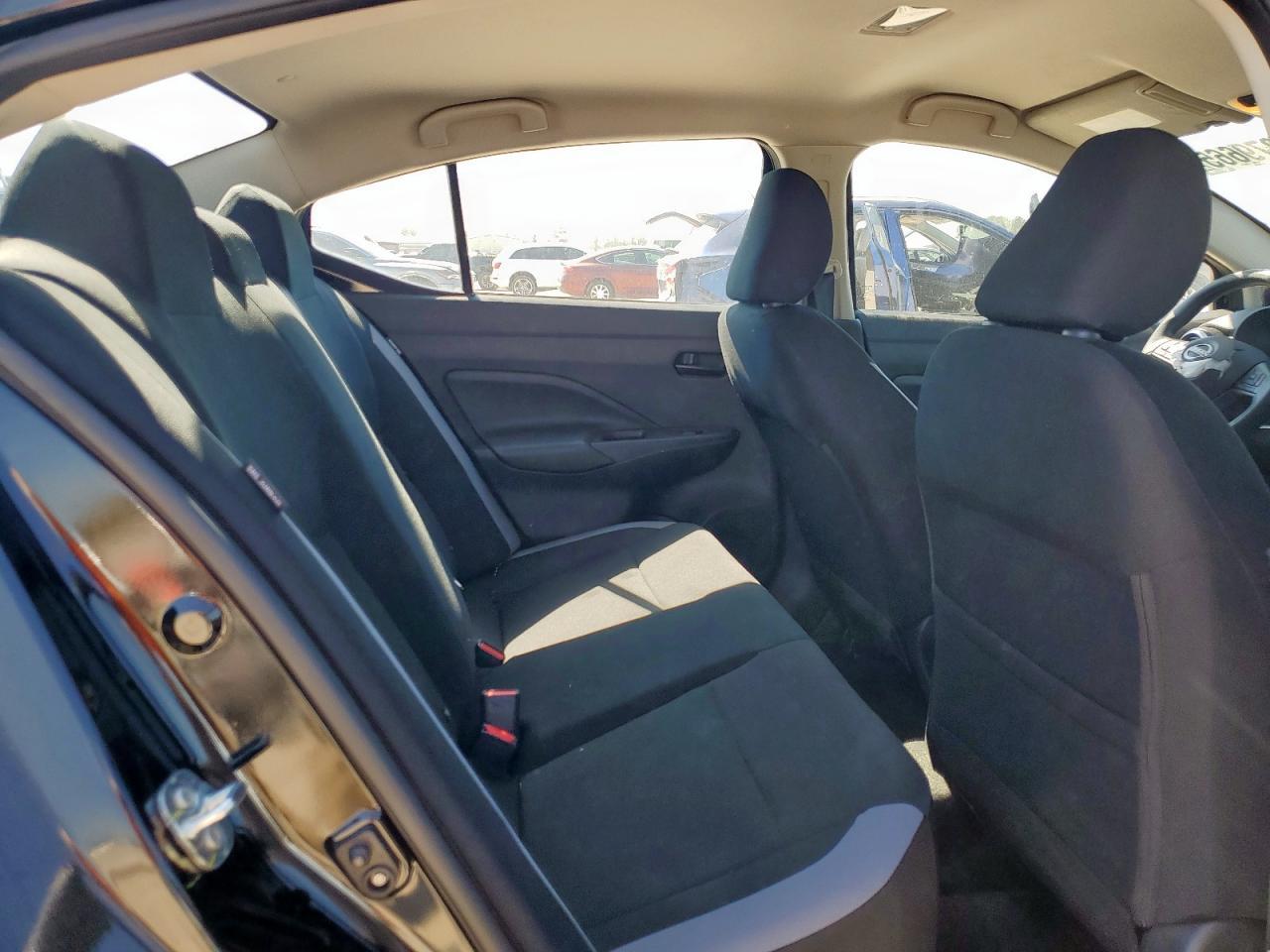 2025 NISSAN VERSA