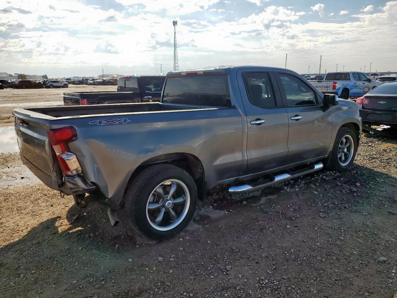 2020 CHEVROLET Silverado