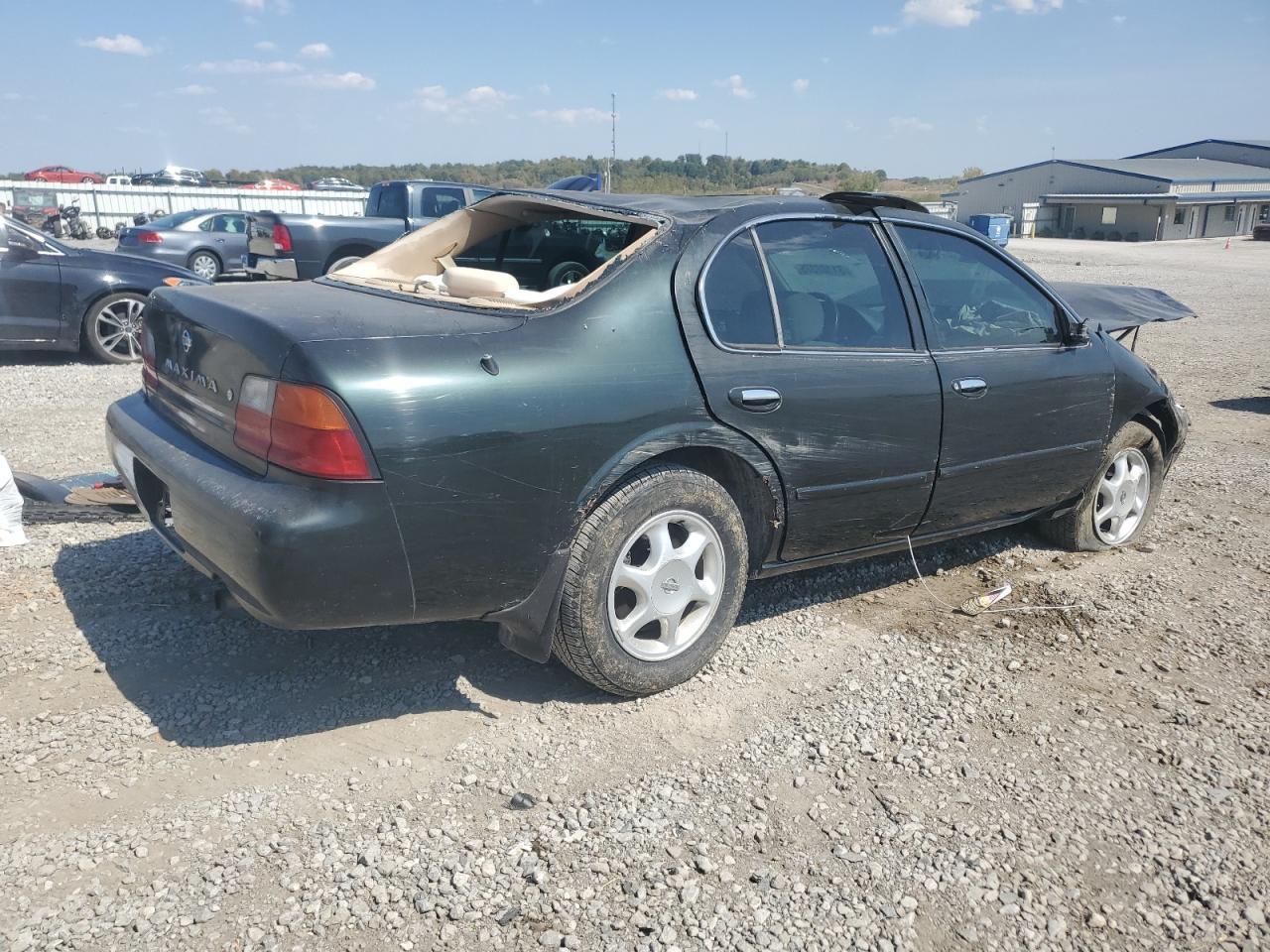 1996 NISSAN Maxima