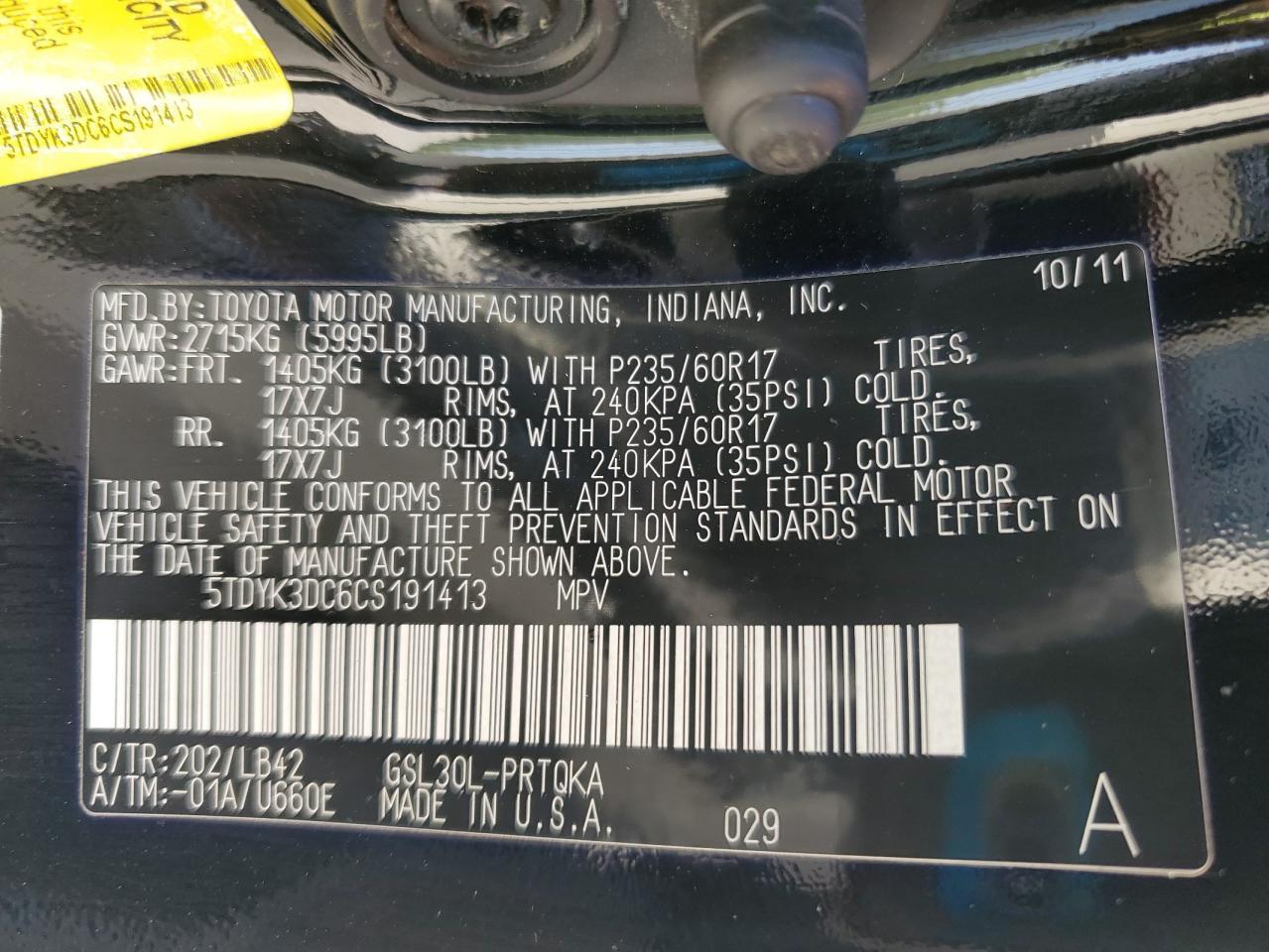 2012 TOYOTA SIENNA