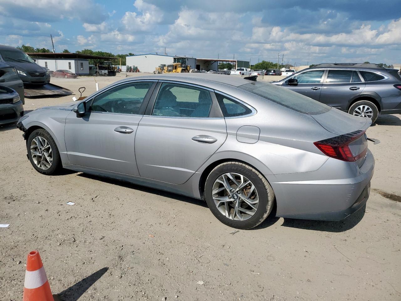2023 HYUNDAI SONATA