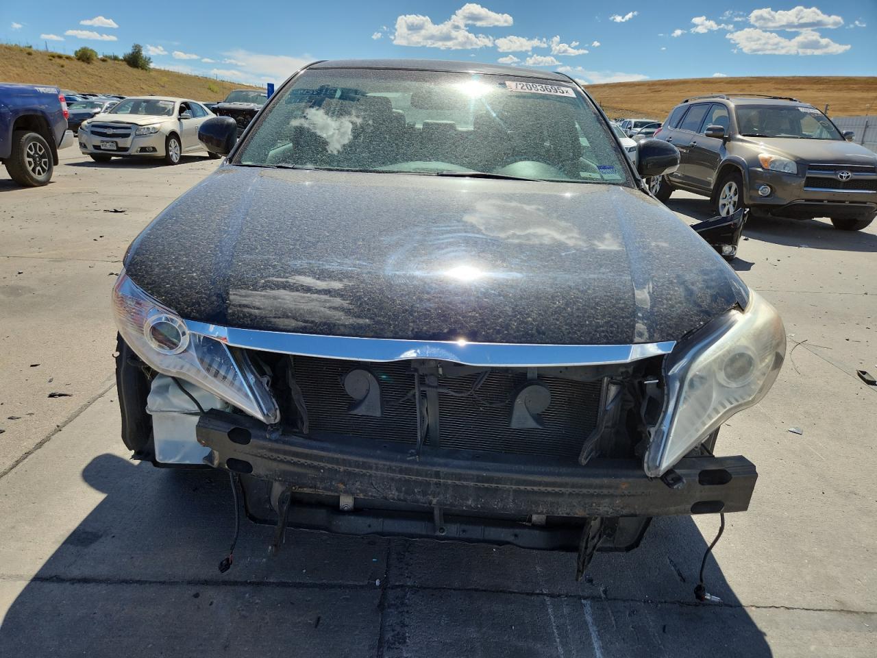 2011 TOYOTA Avalon