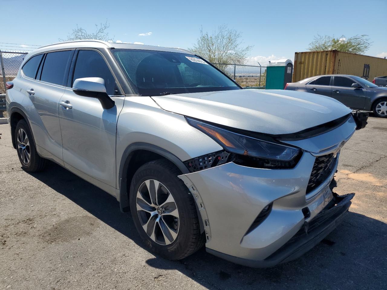 2022 TOYOTA HIGHLANDER