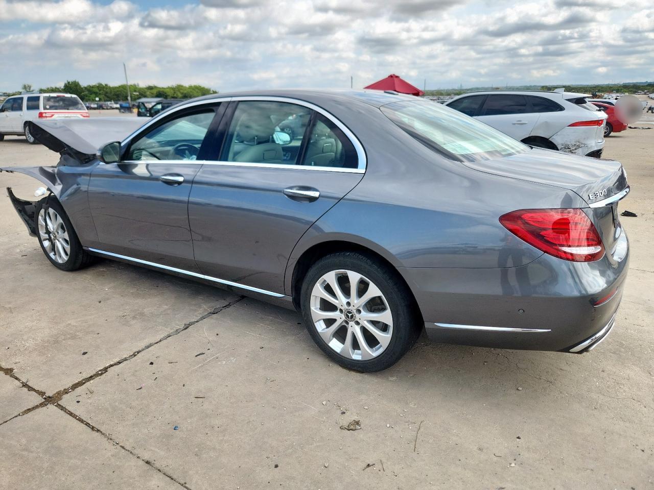 2018 MERCEDES-BENZ E-Class