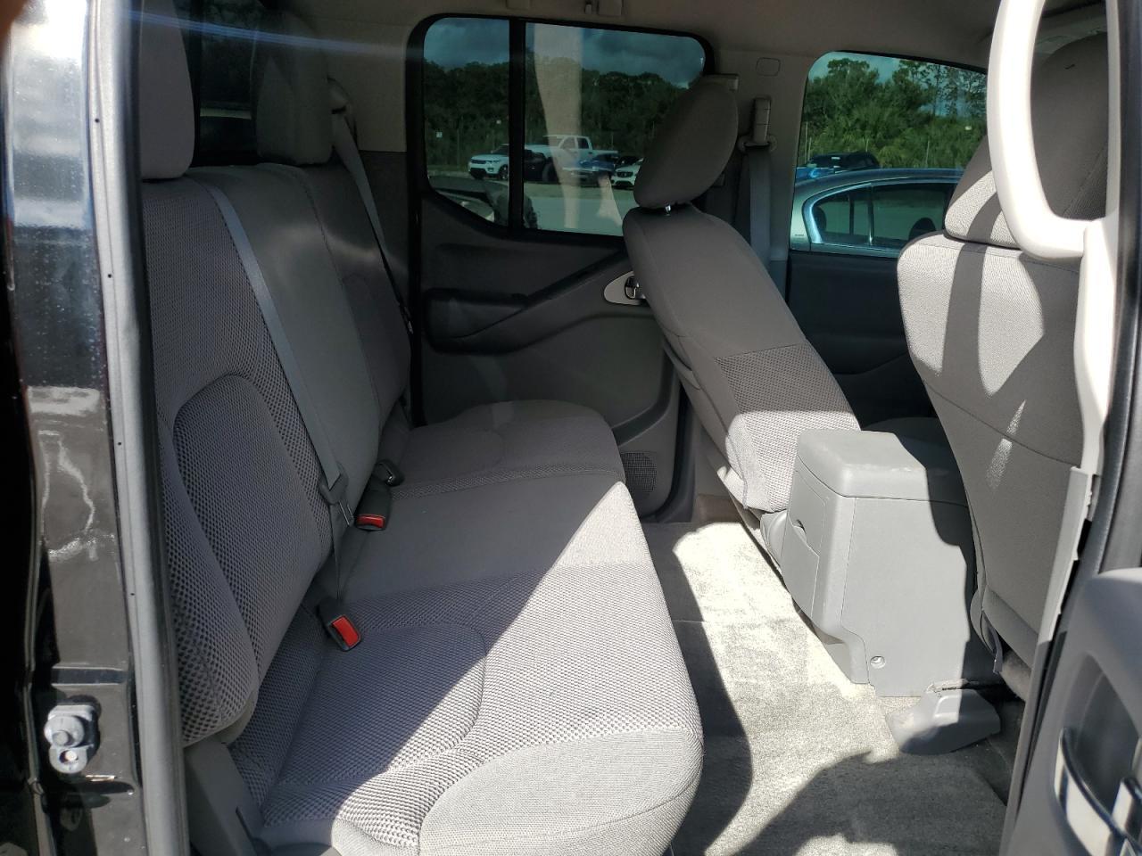 2018 NISSAN Frontier