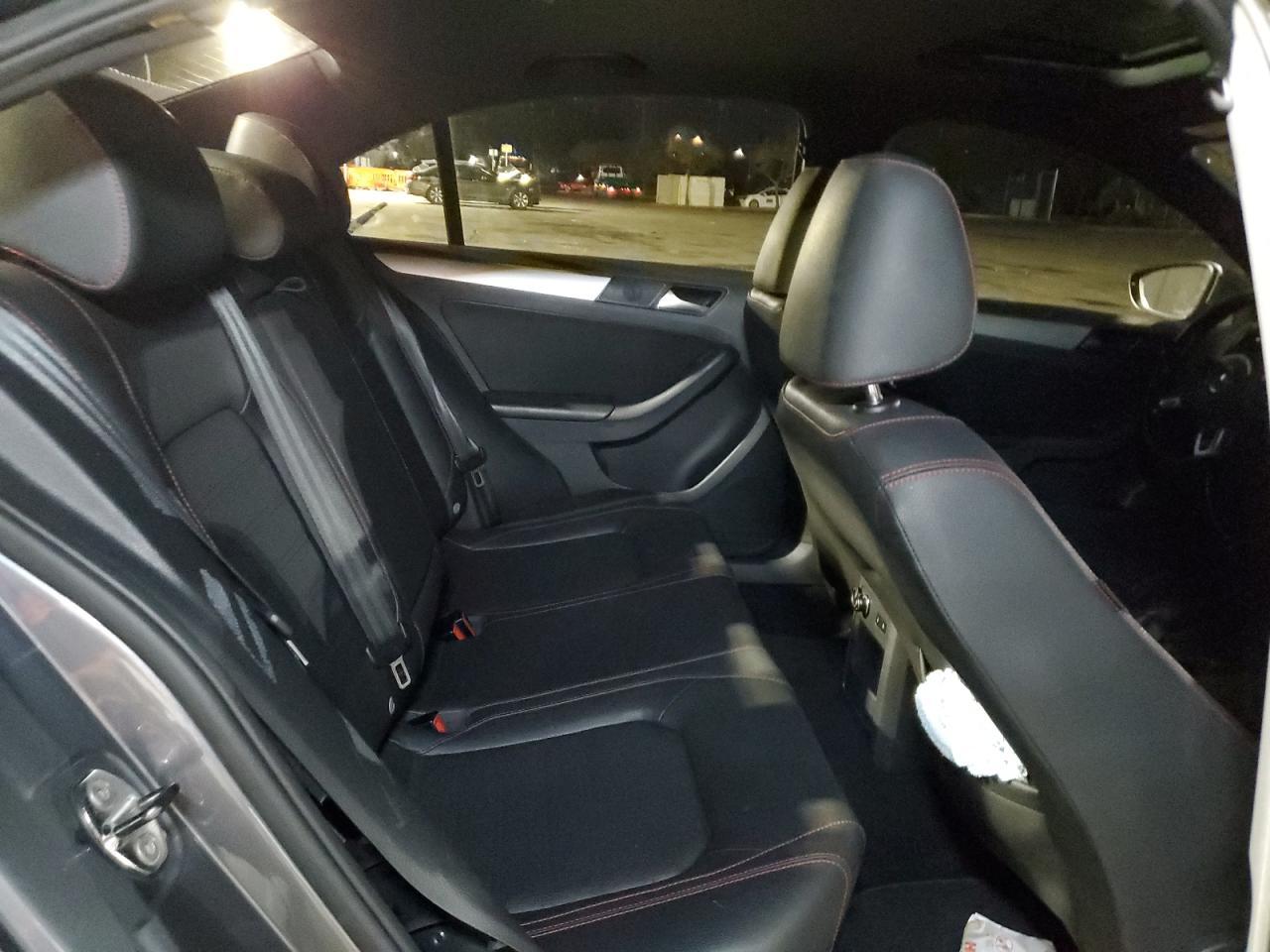 2012 VOLKSWAGEN JETTA