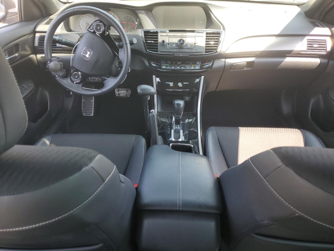 2016 HONDA ACCORD