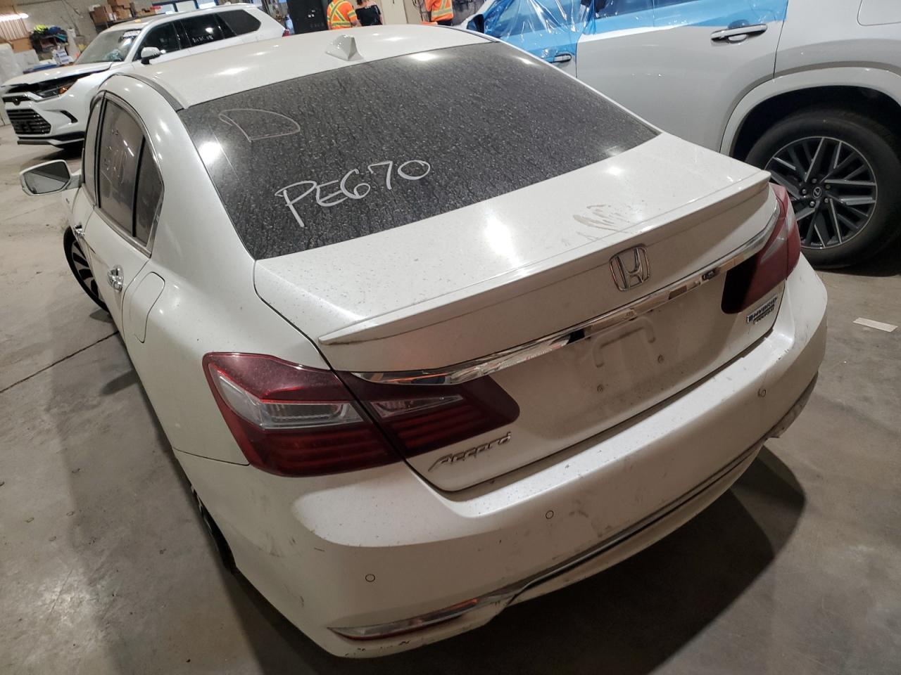 2017 HONDA ACCORD