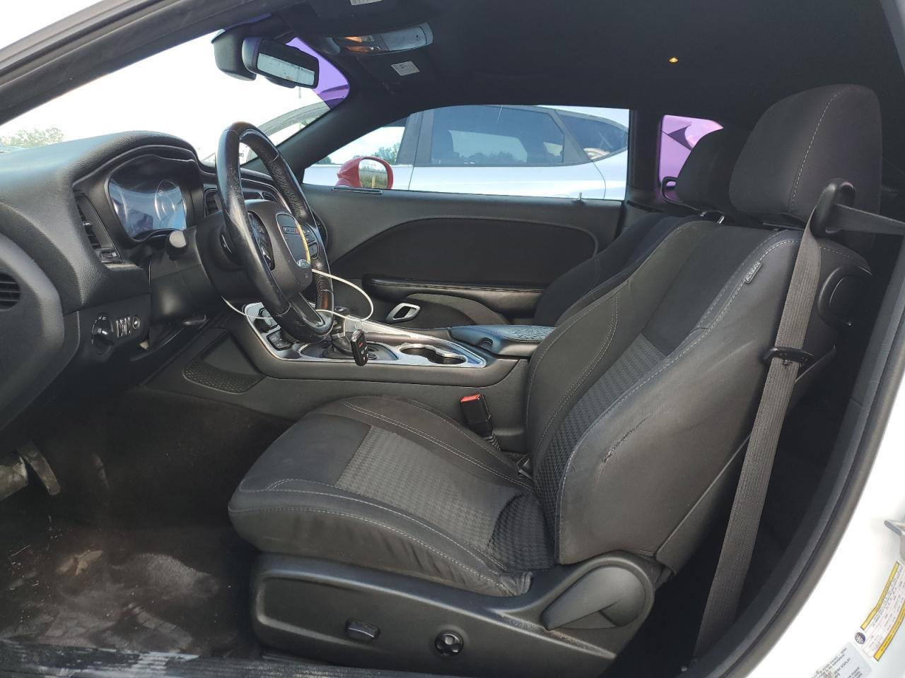 2016 DODGE Challenger