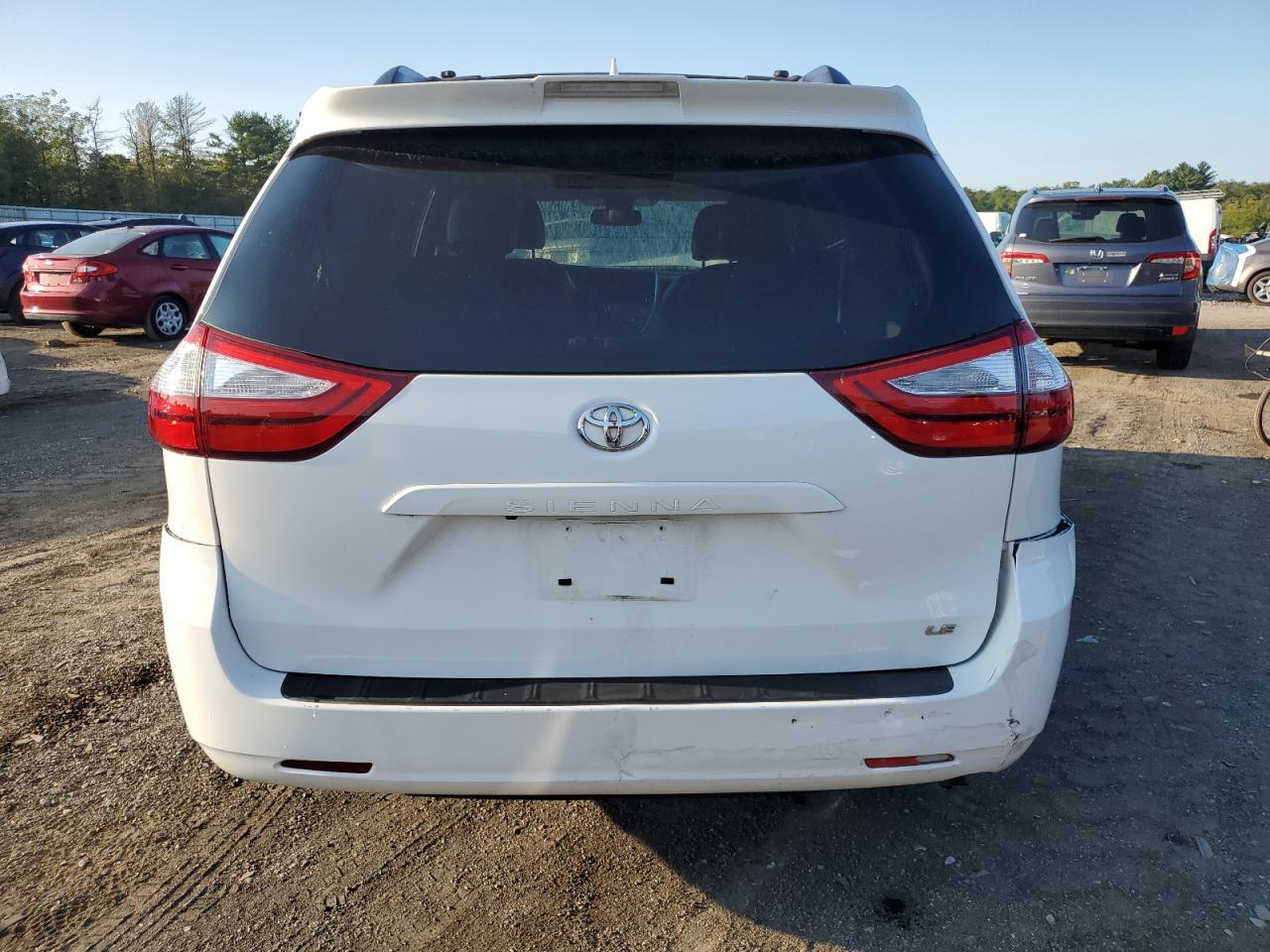 2019 TOYOTA SIENNA