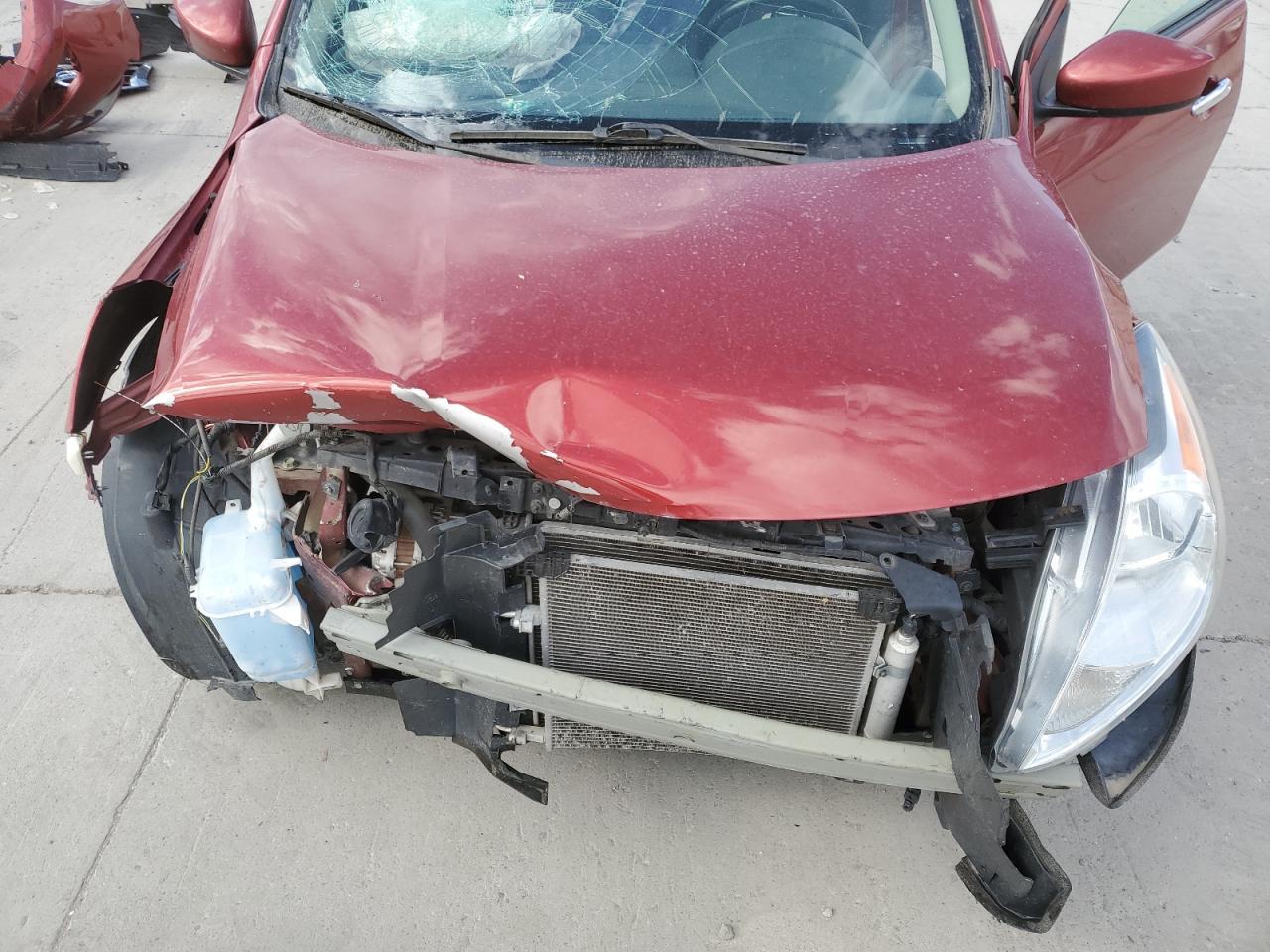 2018 NISSAN VERSA