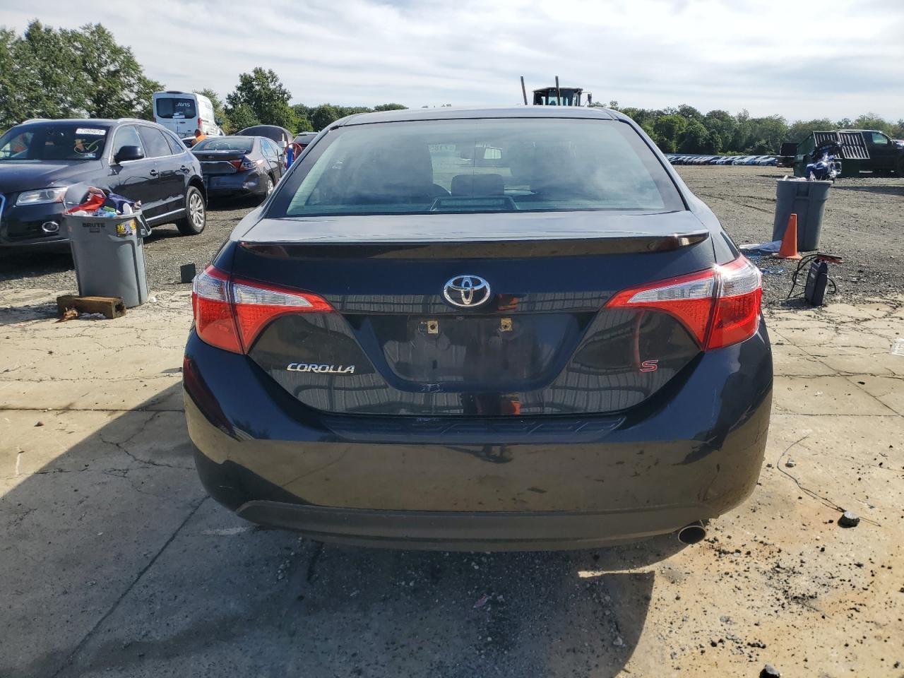 2016 TOYOTA COROLLA