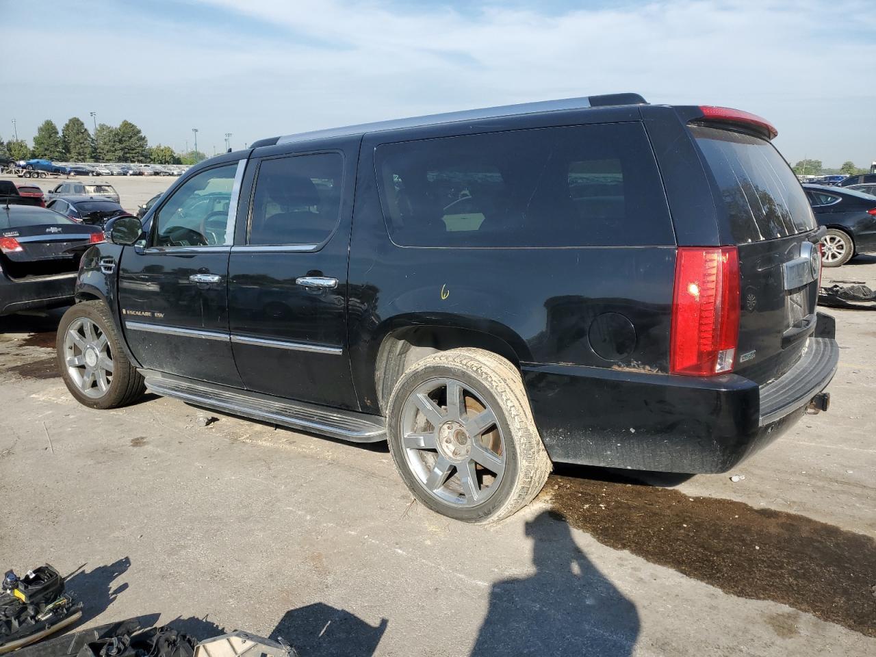 2010 CADILLAC ESCALADE